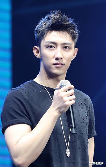 圈内爆料黄景瑜黄明昊,幕后故事引热议 第1张 圈内爆料黄景瑜黄明昊,幕后故事引热议 第1张